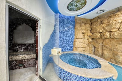 Sauna, Turkish bath