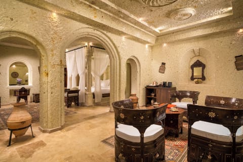 Suite (Nasireddin Mehmed Cave) | Premium bedding, minibar, in-room safe, individually decorated