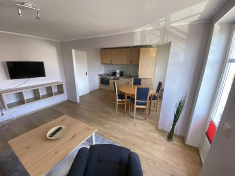 Family Apartment, Private Bathroom | Lounge