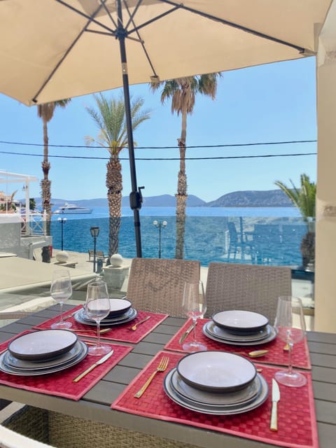 Villa | Outdoor dining