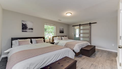 House (3 Bedrooms) | 3 bedrooms, laptop workspace, iron/ironing board, internet