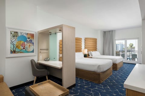 Down comforters, in-room safe, desk, laptop workspace