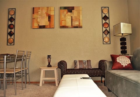 Apartment, 2 Bedrooms | Living area