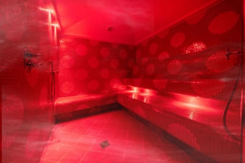 Turkish bath, body treatments, aromatherapy, hot stone massages