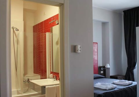 Suite | Minibar, desk, blackout drapes, iron/ironing board