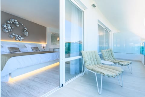 Suite, Balcony | Terrace/patio
