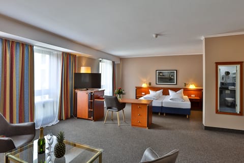 Grand Double Room, Courtyard View | Hypo-allergenic bedding, minibar, desk, laptop workspace