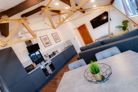 Apartment | Living area | 48-inch flat-screen TV with cable channels, Smart TV, Netflix