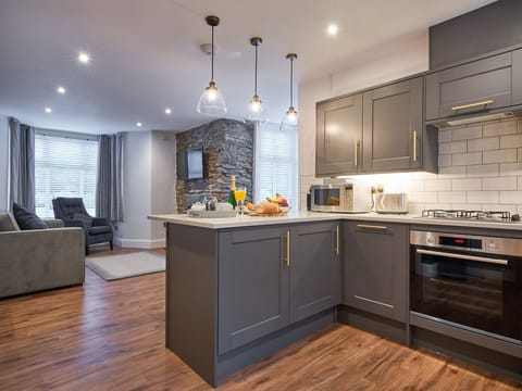 Cottage | Interior
