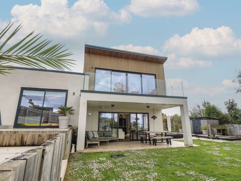 Cottage | Outdoor dining