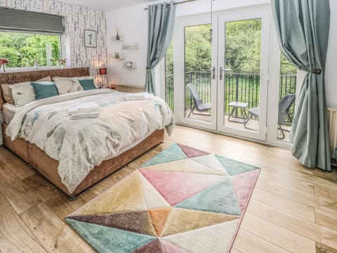 Cottage | 3 bedrooms, individually decorated, individually furnished, free WiFi