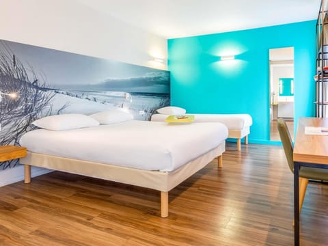 Standard Room, Multiple Beds | Premium bedding, soundproofing, iron/ironing board