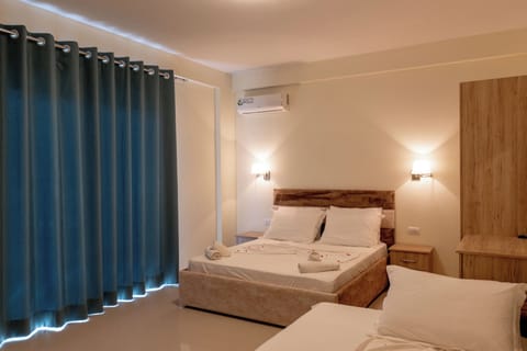 Soundproofing, free WiFi, bed sheets