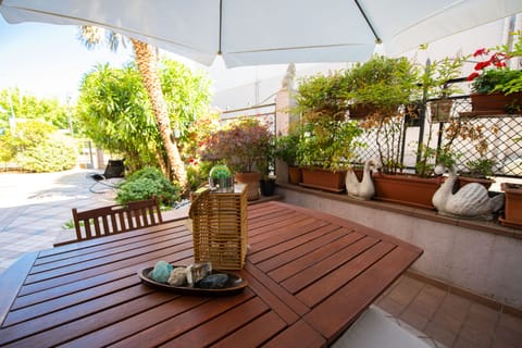 Classic Apartment, 2 Bedrooms | Terrace/patio