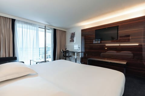 Deluxe Double Room | Premium bedding, desk, blackout drapes, soundproofing