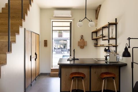 Minibar, individually decorated, iron/ironing board, free WiFi