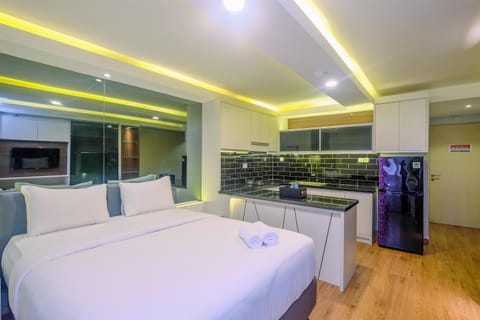 Room | Free WiFi, bed sheets