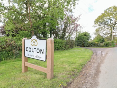 Cottage | Property grounds