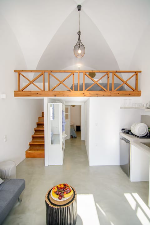 Exclusive House, Patio | 1 bedroom, minibar, in-room safe, individually decorated