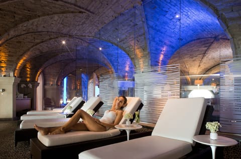 Sauna, hot tub, steam room, hot springs, body treatments, mud baths