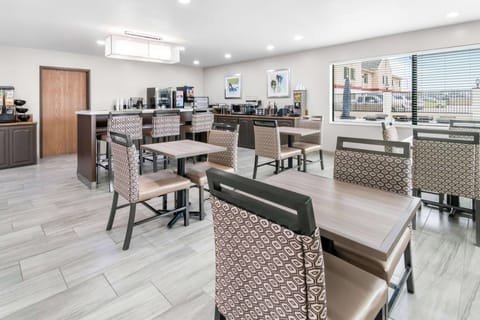 Free daily full breakfast