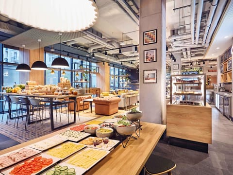 Daily buffet breakfast for a fee