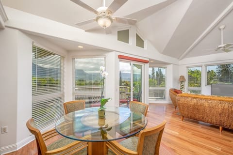 Condo, 3 Bedrooms | Private kitchen | Fridge, oven, coffee/tea maker, toaster