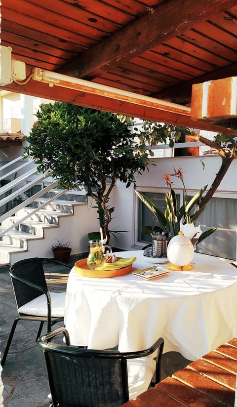 House | Balcony