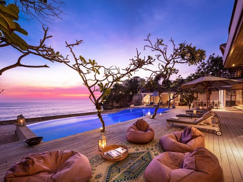 Outdoor pool, pool umbrellas, sun loungers