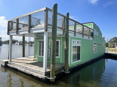 Signature Villa, Lake View | Exterior