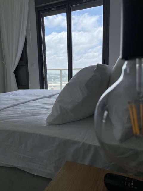 Apartment | 4 bedrooms, desk, free WiFi