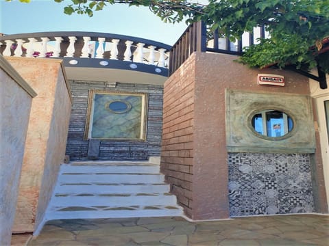 Apartment, 1 Bedroom, Balcony, Garden View | Exterior