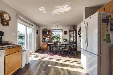 Apartment, 4 Bedrooms, Balcony | Living area