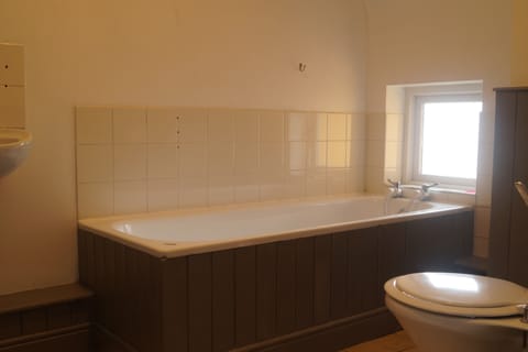 Family Suite, Ensuite, Partial Sea View | 1 bedroom