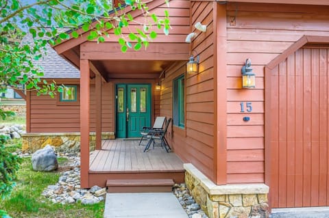 Townhome, 4 Bedrooms | Exterior detail