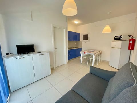 Apartment, 2 Bedrooms, Balcony | Room amenity