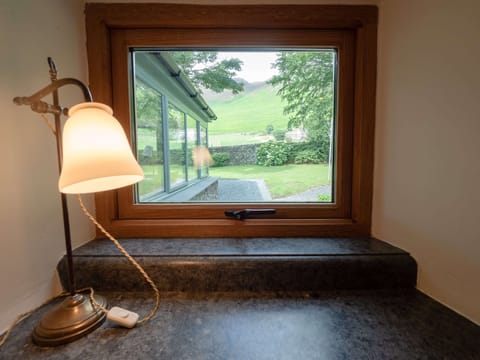 Cottage, Private Bathroom, Mountain View (Whitbeck) | Shared kitchen