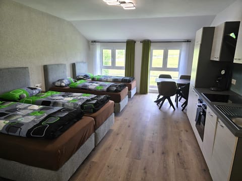 Superior Apartment | Free WiFi, bed sheets