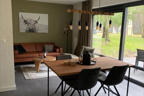 House | Living room