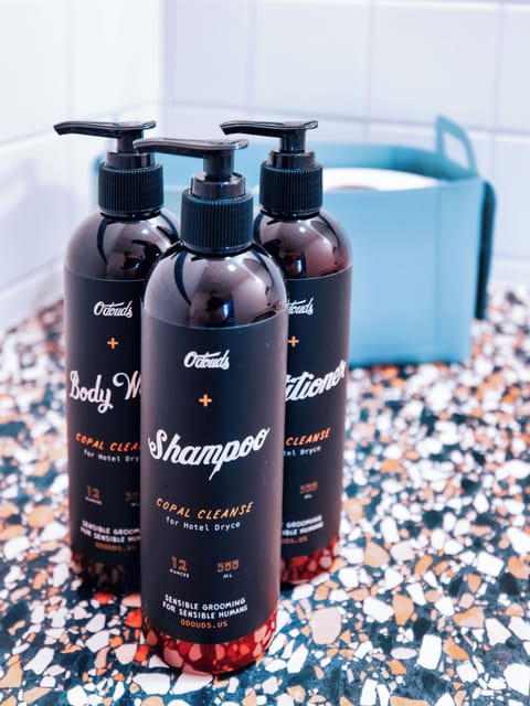 Free toiletries, bathrobes, towels, toilet paper