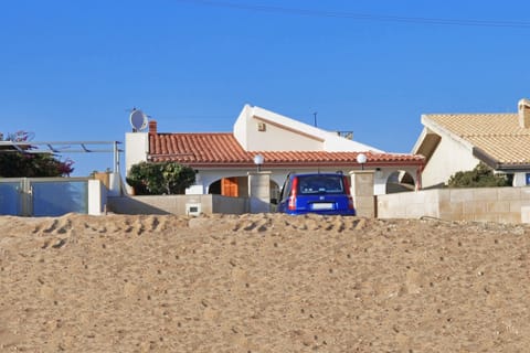Standard House, 3 Bedrooms, 2 Bathrooms, Sea Facing (Casa Apara) | Property grounds