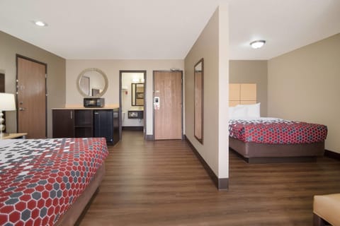 Iron/ironing board, rollaway beds, free WiFi, bed sheets