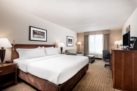 In-room safe, iron/ironing board, free WiFi