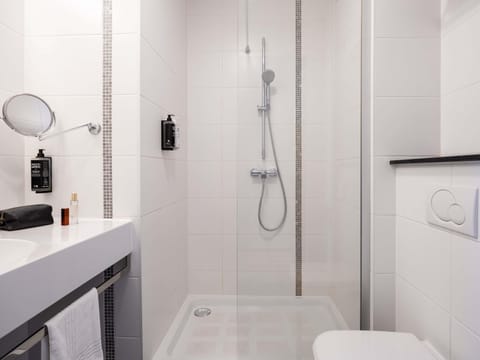 In-room safe, desk, free cribs/infant beds, rollaway beds