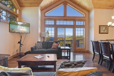 House, Multiple Beds, Balcony, Mountain View (Hilltop Hideaway) | Living area | 50-inch flat-screen TV with digital channels