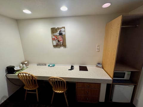 ADA No Pets | Individually furnished, desk, soundproofing, free WiFi