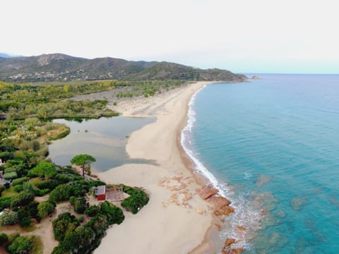 Beach nearby, snorkeling, beach volleyball