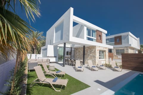 Villa, 5 Bedrooms, Smoking, Private Pool | Exterior
