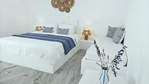 Grand Double Room | In-room safe, desk, iron/ironing board, cribs/infant beds