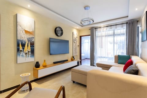 Apartment | Living area | 45-inch Smart TV with digital channels, TV